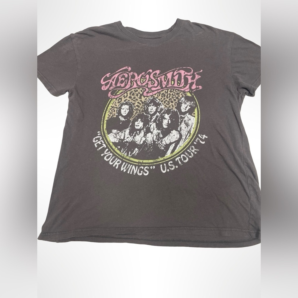 Aerosmith tee‎ shirt women size medium. “ Get your wings US tour 1974”